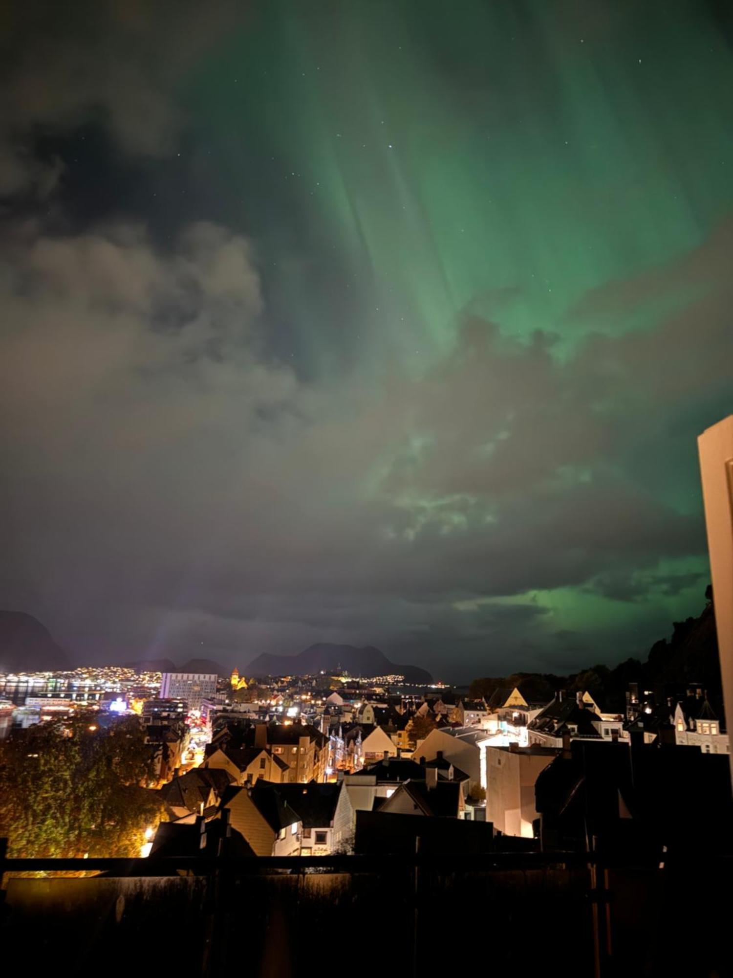 Panorama Apartment With 360 View Of The City Ålesund Exterior foto